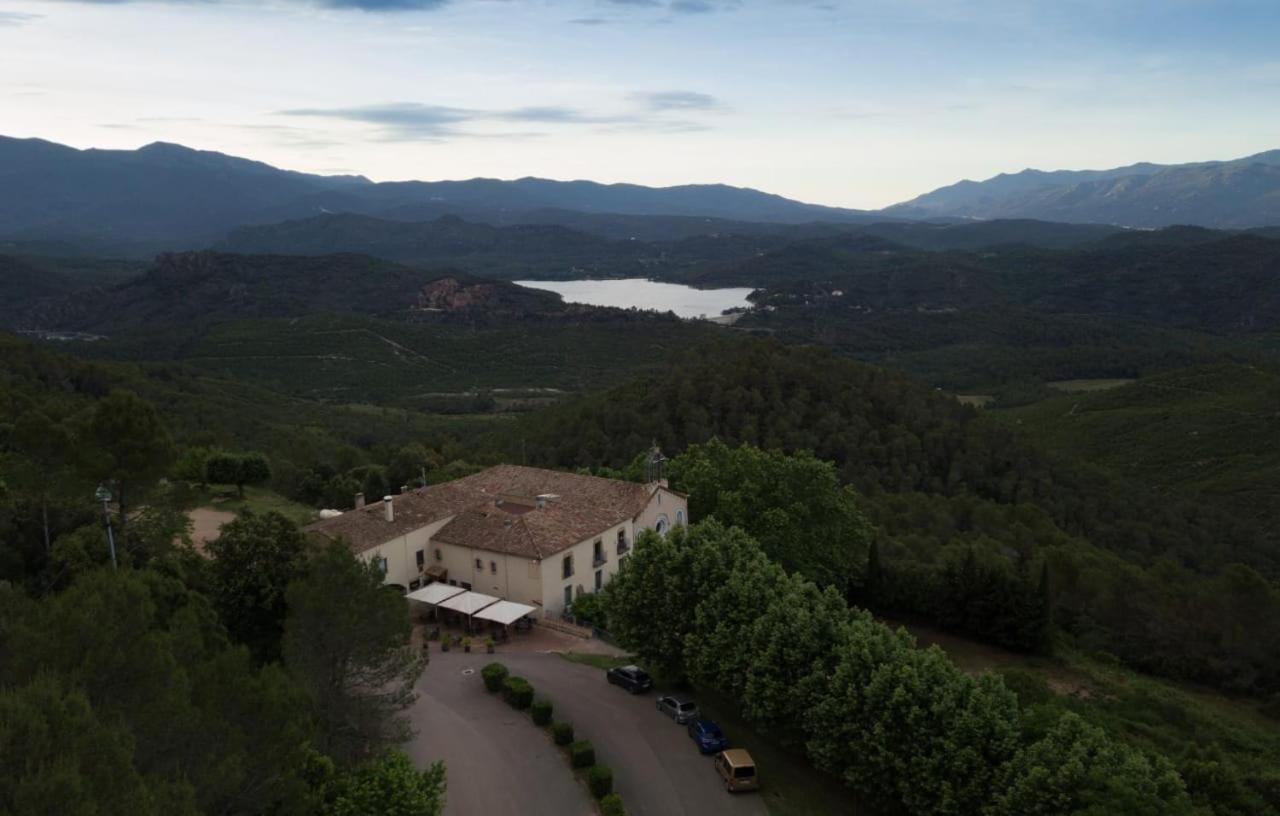 Hostal La Salut De Terrades Exterior photo