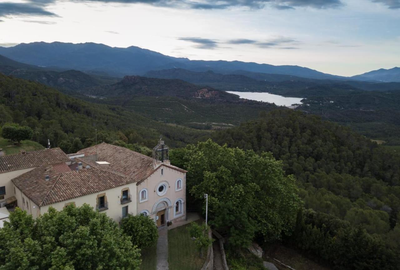 Hostal La Salut De Terrades Exterior photo